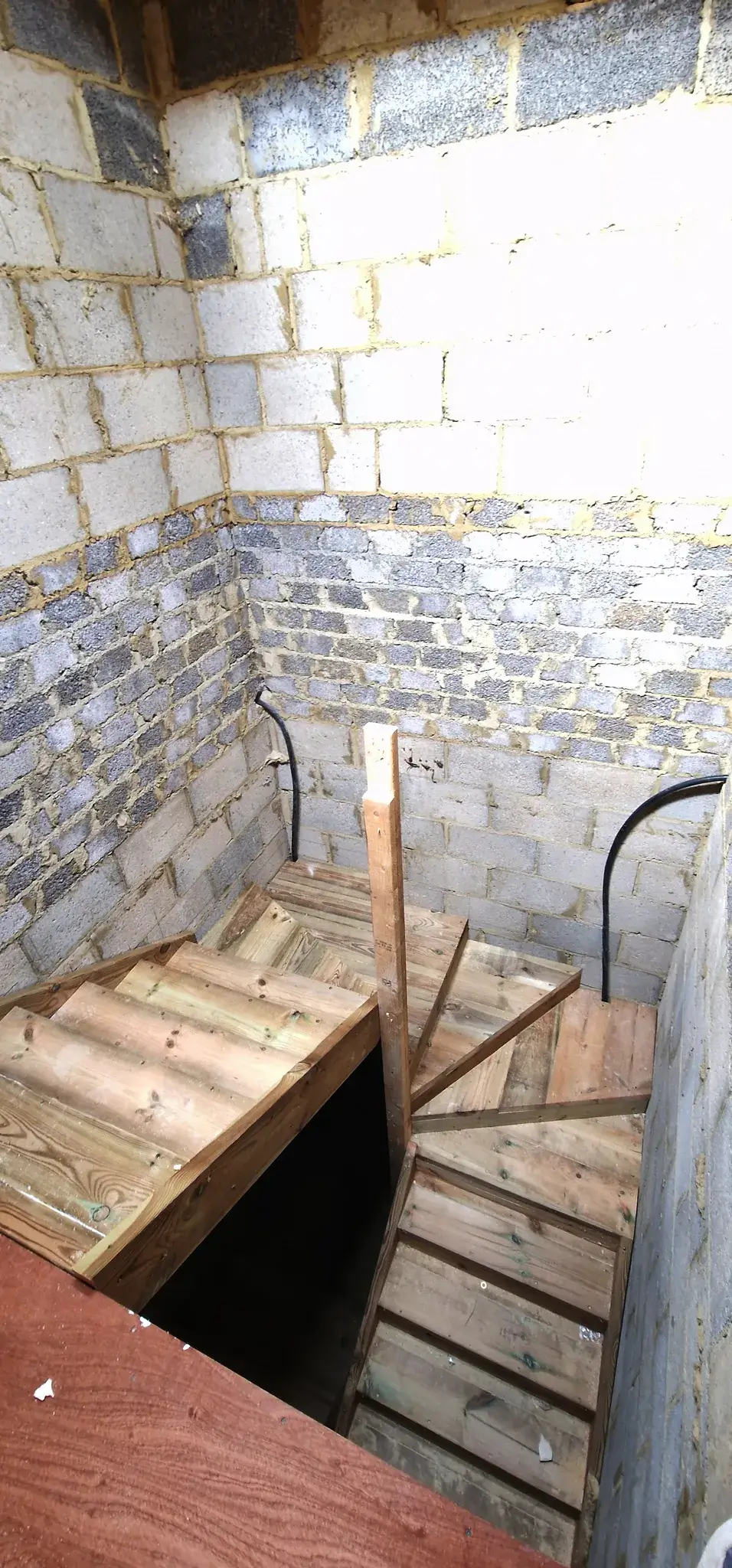 Sturdy wooden stairs to the cellar - Wandsworth